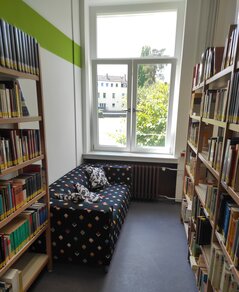 Bibliothek_Gruetterstrasse_1